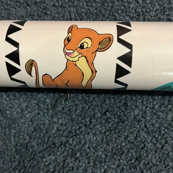 Vintage Prepasted Lion King Wallpaper NEW 3 Rolls Made in Canada - Picture 3 of 5
